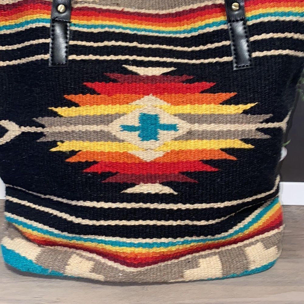 Santa Rosa woven Handbag